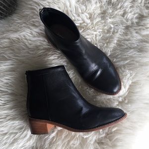 Loeffler Randall Felix Booties Sz 5-1/2